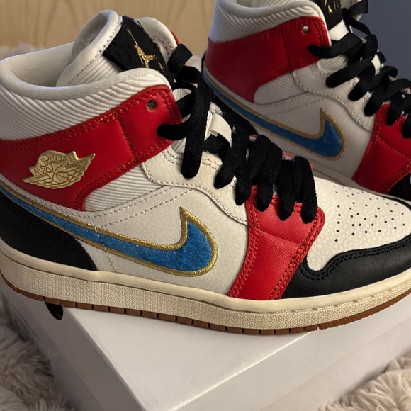 Nike Multicolor Air Jordan 1 High-Top Sneakers with box US SZ 5 - Picture 2 of 12